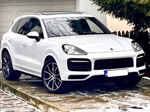 Porsche Cayenne 2021