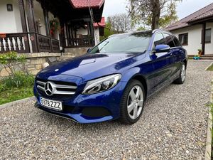 Mercedes-Benz C W205 [2014 - 2021] 220 d 4Matic 7G-TRONIC Avantgarde 2016