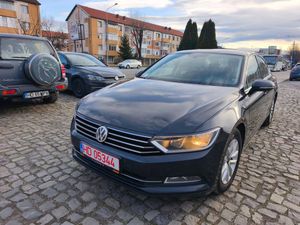 Volkswagen Passat B8 [2014 - Prezent] 2.0 TDI (BlueMotion Technology) Highline 2016
