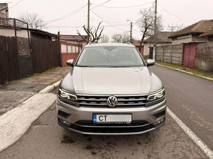 Volkswagen Tiguan II [2016 - Prezent] 2.0 TDI 4Mot DSG Highline 2019