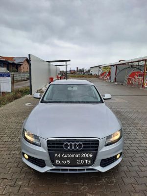 Audi A4 B8 [2007 - 2015] 2.0 TDI DPF multitronic Attraction 2009