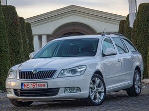 Skoda Octavia 2.0 TDI Business DSG 2012