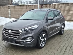 Hyundai Tucson 2.0 CRDI 4WD 8AT Luxury 2017