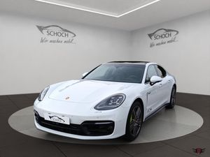 Porsche Panamera 4 E-Hybrid Platinum Edition 2022