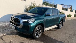 Toyota Hilux VIII [2015 - Prezent] 2.8D 204CP 4x4 Double Cab AT Executive Color Edition 2021