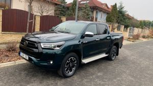 Toyota Hilux VIII [2015 - Prezent] 2.8D 204CP 4x4 Double Cab AT Executive Color Edition 2021