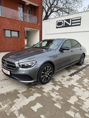 Mercedes-Benz E W213 [2016 - 2023] 220 d 4Matic 9G-TRONIC Avantgarde 2021