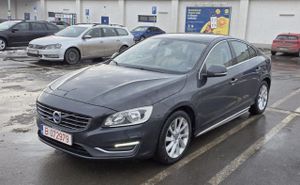 Volvo S60 II [2010 - 2018] D4 Geartronic Linje Business 2015