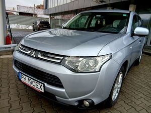 Mitsubishi Outlander III [2012 - 2021] 2.2 Litre DI-D AWD Intense 2015