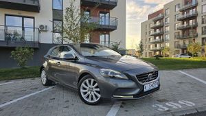 Volvo V40 2013