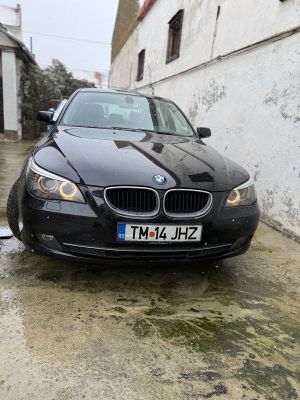 BMW 5 Series E60/E61 [2003 - 2010] 520d 2009