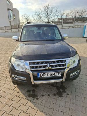 Mitsubishi Pajero IV [2006 - 2018] 3.2 DI-D Instyle 2017