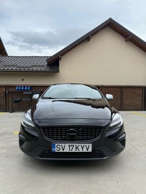Volvo V40 II [2012 - Prezent] D3 Geartronic RDesign 2018