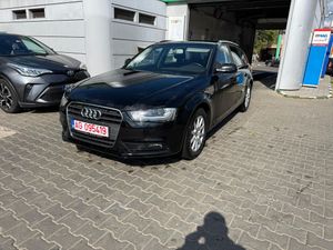Audi A4 B8 [2007 - 2015] 2.0 TDI DPF multitronic Attraction 2013