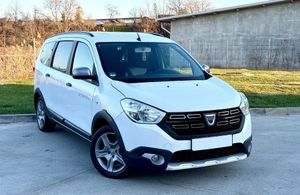 Dacia Lodgy 1.5 Blue dCi Stepway 2022