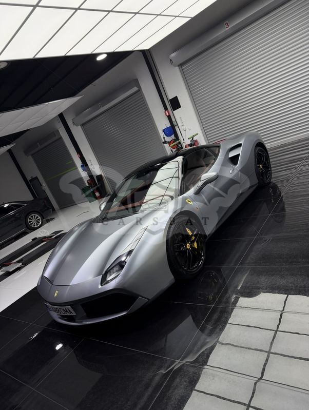 Ferrari 488 2019