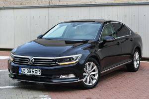Volkswagen Passat B8 [2014 - Prezent] 2.0 TDI DSG 4Motion Highline 2016