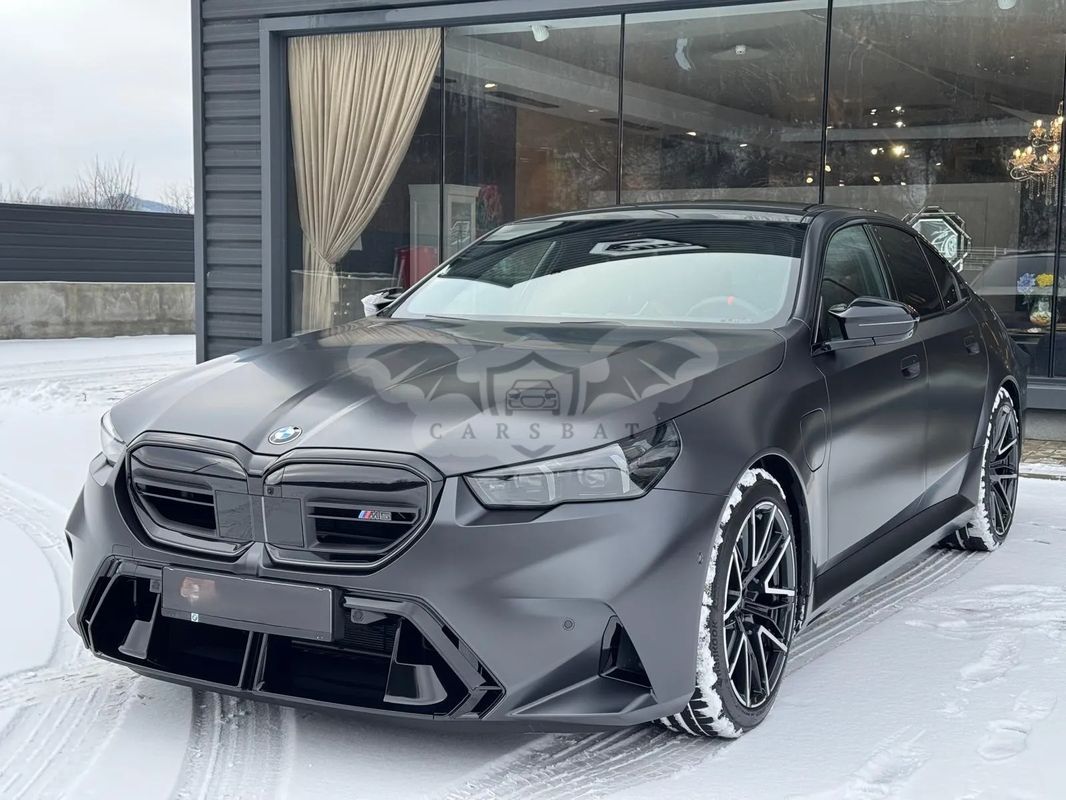 BMW M5 xDrive AT PHEV 2025