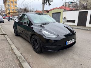 Tesla Model Y Performance Dual Motor AWD 2023