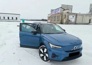 Volvo XC40 Recharge Twin Motor AWD Plus 2022