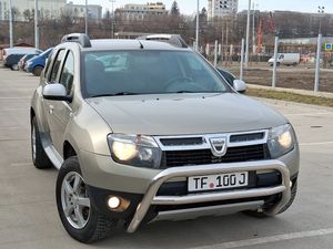 Dacia Duster 1.6 16V 4x4 Prestige 2012