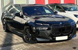 BMW i7 eDrive50 2025