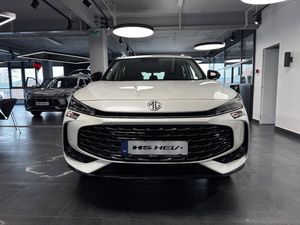 MG HS 1.5 T-GDi HEV Exclusive 2025