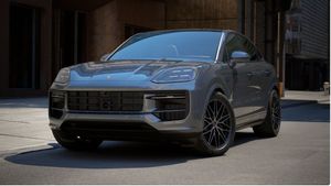 Porsche Cayenne E-Hybrid Black Edition 2026