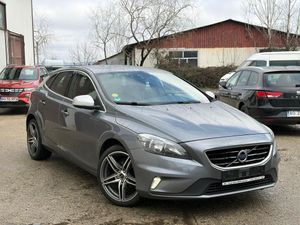 Volvo V40 II [2012 - Prezent] D2 R Design 2016