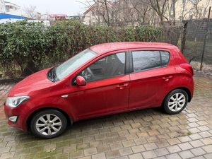Hyundai i20 I [2009 - 2014] 1.2 Style+ 2013