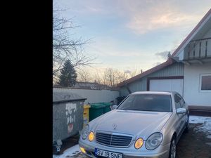 Mercedes-Benz E W211 [2002 - 2009] 220 CDI Automatik Classic 2003