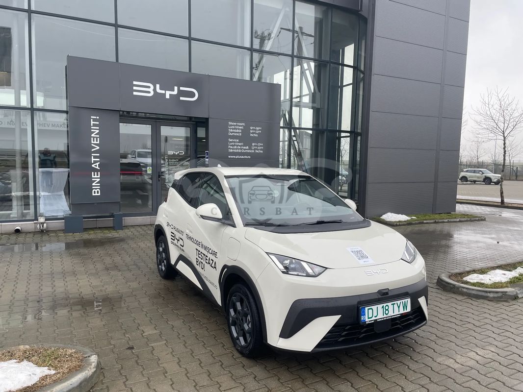BYD Dolphin 43.2 kWh Comfort 2025