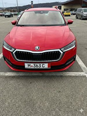 Skoda Octavia IV [2019 - Prezent] 2.0 TDI DSG Tour 2023