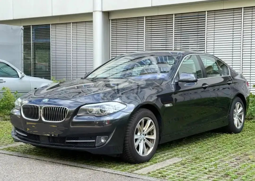 BMW 5 Series F10/F11/F07 [2010 - 2017] 520d Aut. Luxury Line 2012
