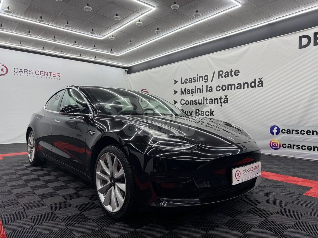 Tesla Model 3 2019