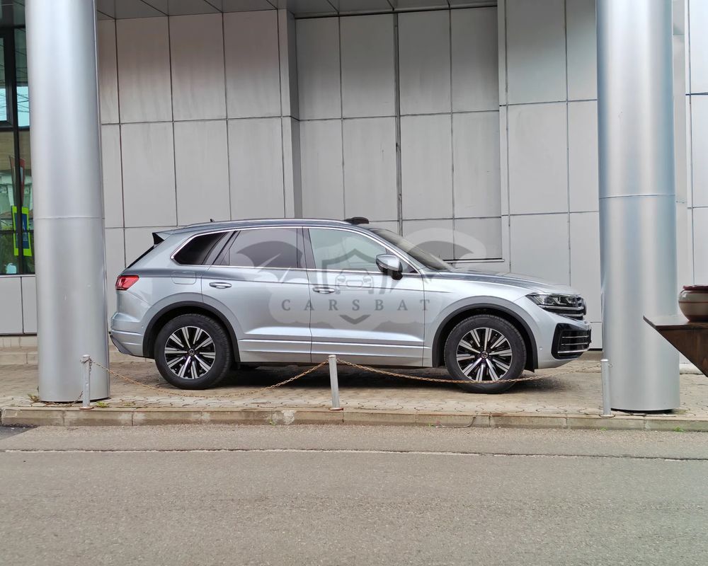 Volkswagen Touareg III [2018 - Prezent] V6 TSI eHybrid PHEV Elegance 2025