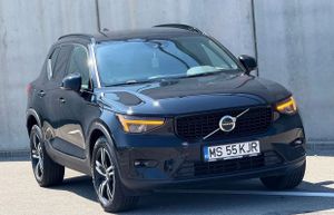 Volvo XC40 B4 AT FWD MHEV Ultimate Dark 2023