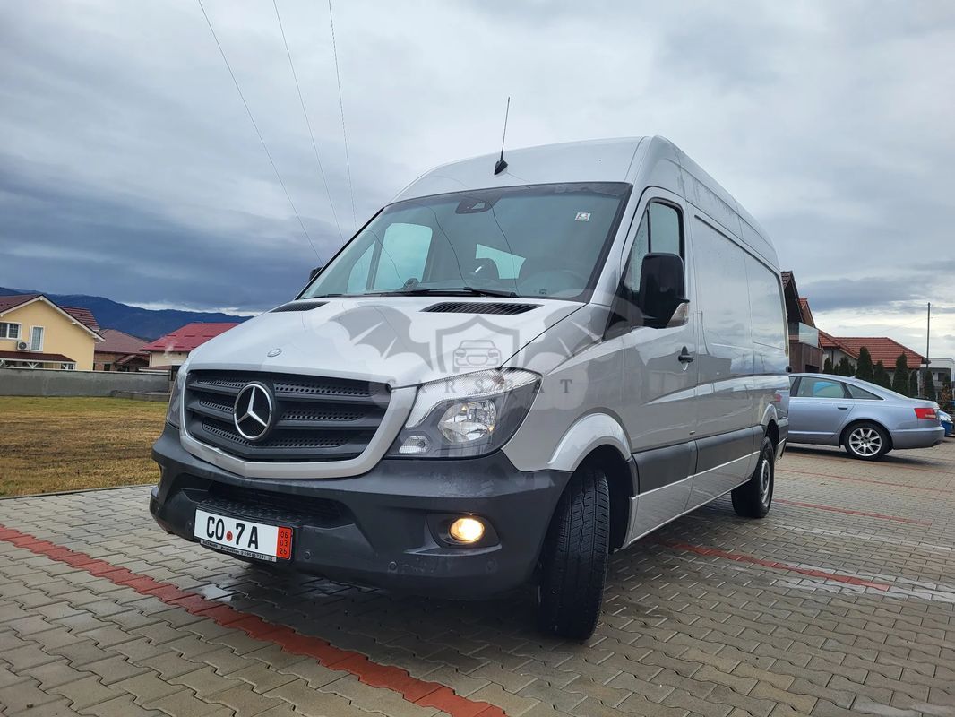 Mercedes-Benz Sprinter 2013