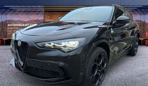 Alfa Romeo Stelvio V6 2.9 Bi-Turbo AT8-Q4 Quadrifoglio 2023