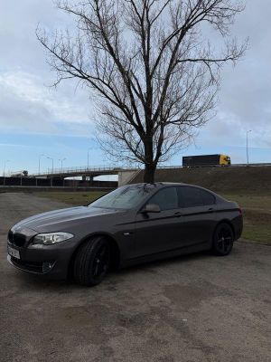 BMW 5 Series F10/F11/F07 [2010 - 2017] 520d Aut. 2012