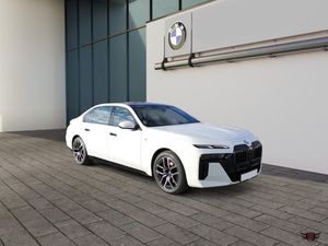 BMW 7 Series 740d xDrive 2022