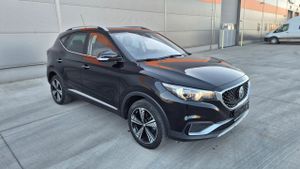 MG ZS Luxury 2021