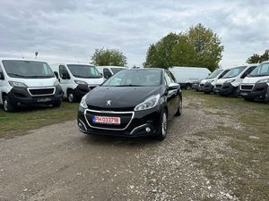 Peugeot 208 I [2012 - 2019] 82 PureTech Style 2018