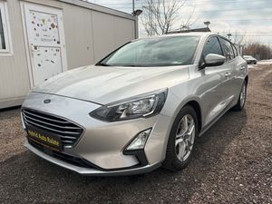 Ford Focus IV [2018 - Prezent] 1.0 EcoBoost Connected 2021