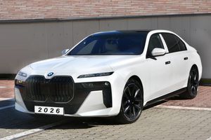 BMW 7 Series G70 [2022-Prezent] 2026