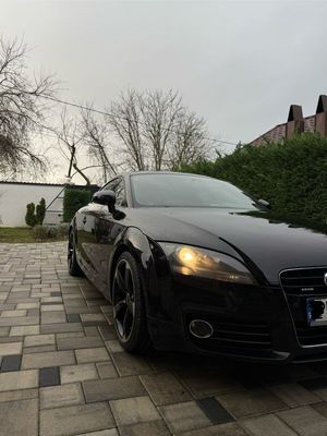 Audi TT 8J [2006 - 2014] 2.0 TDI quattro 2011