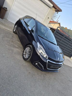 Peugeot 208 I [2012 - 2019] PureTech 82 Start & Stop Allure 2018