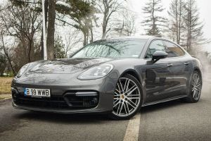 Porsche Panamera 4 E-Hybrid 2018