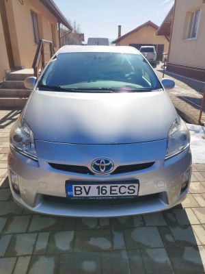 Toyota Prius III [2009 - 2015] (Hybrid) Executive 2011