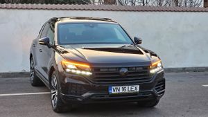 Volkswagen Touareg III [2018 - Prezent] V6 TDI SCR 4Motion Aut. R-Line FINAL EDITION 2018